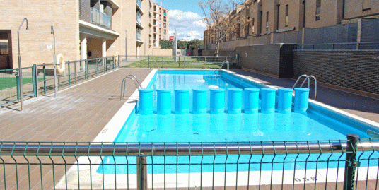 PISO DE TRES DORMITORIOS EN CALLE MANUEL VÁZQUEZ MONTALBÁN CON GARAJE Y TRASTERO.